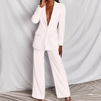 Hayley - Chic Women's Blazer and Trousers Set
