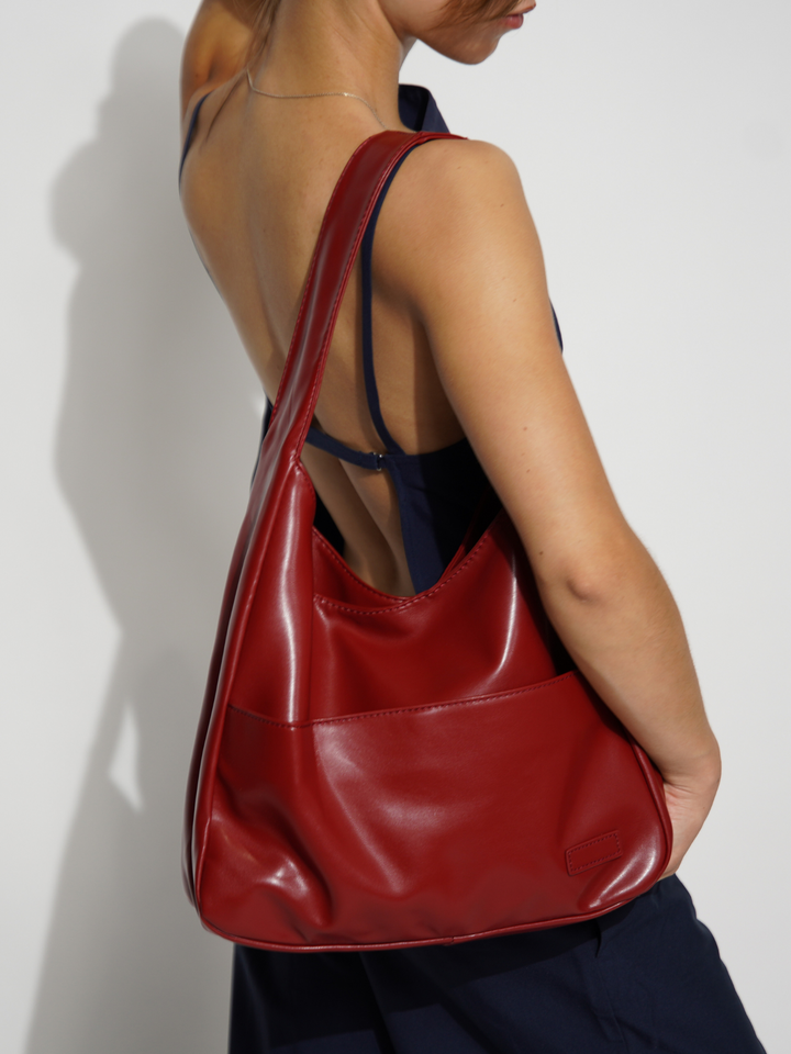 Rebecca BB Bag with Zip Closure in Round Silhouette
