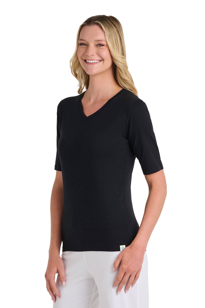 Women's Morada Fitted V-Neck Short Sleeve T-Shirt | Black — gallery