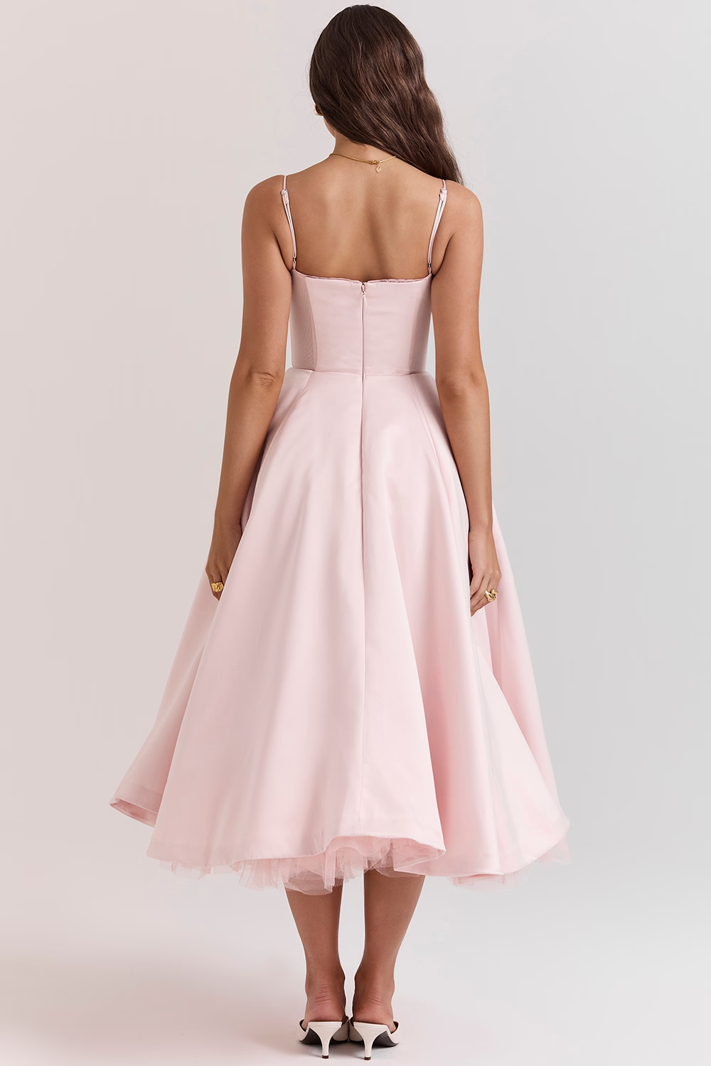 Flowing Midi Dress with a Close-Fitted Silhouette