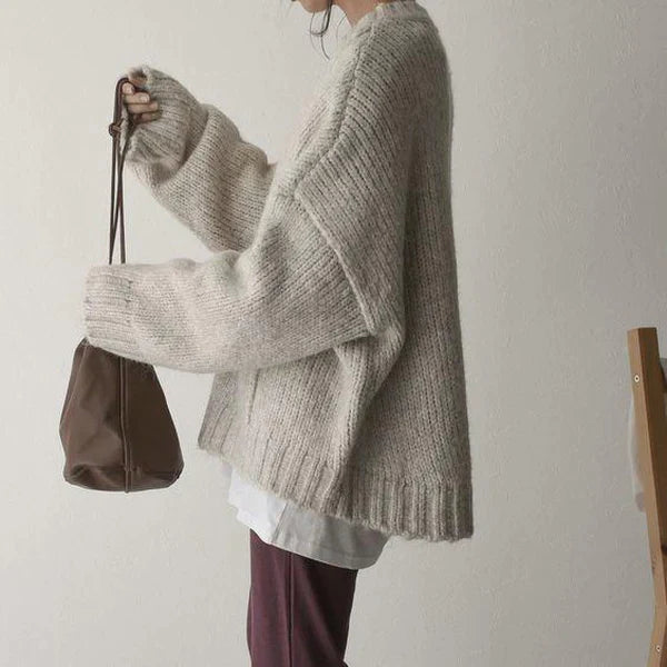 Oversized Pocket Jumper in a Relaxed Everyday Fit