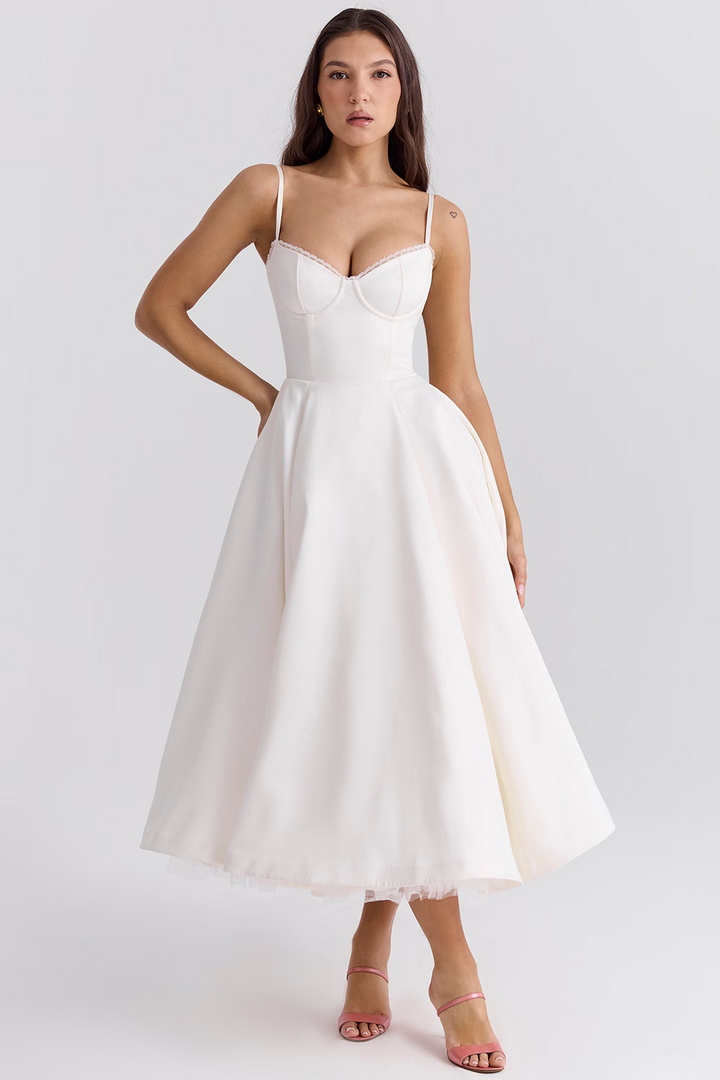 Flowing Midi Dress with a Close-Fitted Silhouette
