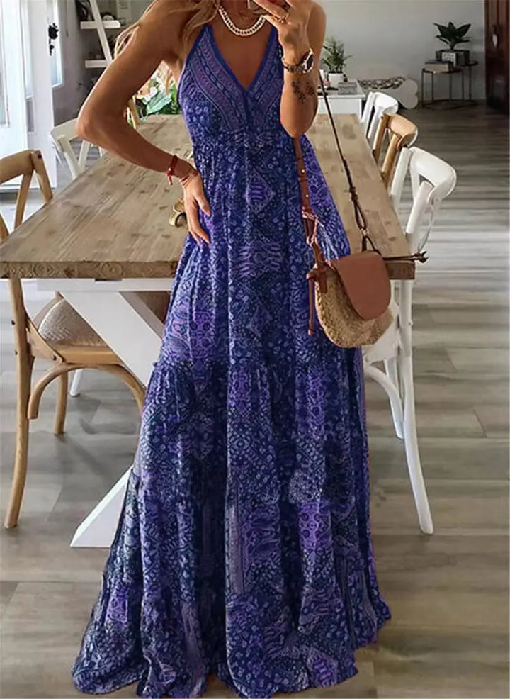 High-Waisted Floral Dress in a Loose Bohemian Print