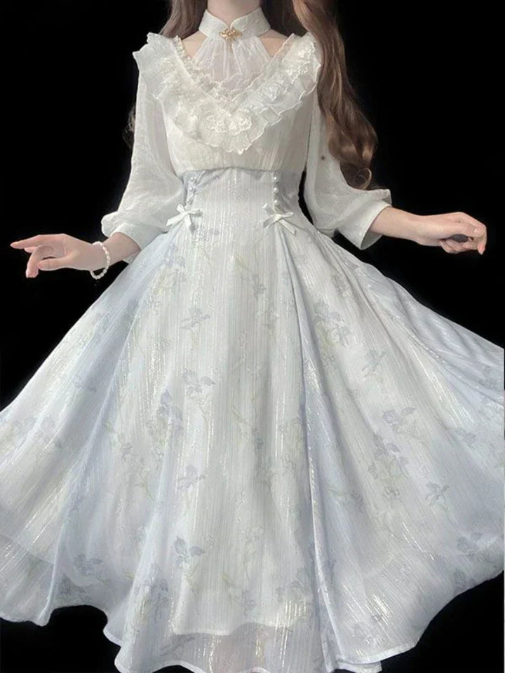 Floral Midi Dress in a Vintage-Inspired Silhouette