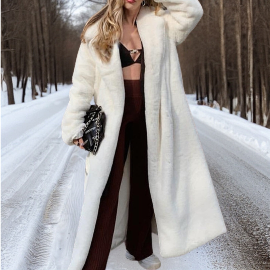 Relaxed-Cut Outerwear with a Clean, Understated Line