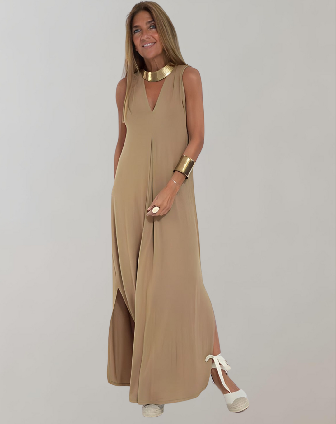 V-Neck Shift Dress in a Clean Straight-Through Cut