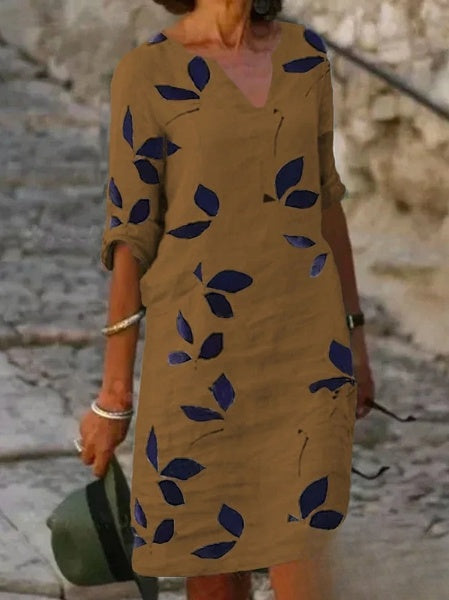 Floral Print Half-Sleeve Dress with a Light, Easy Fit