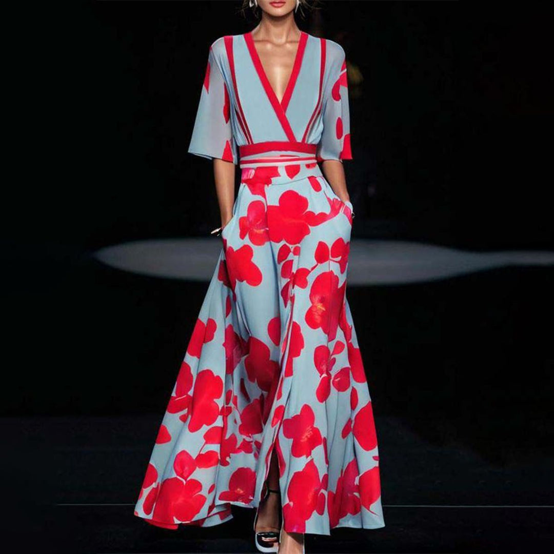 Klara Long-Sleeve Cotton Dress with a Tailored Fit