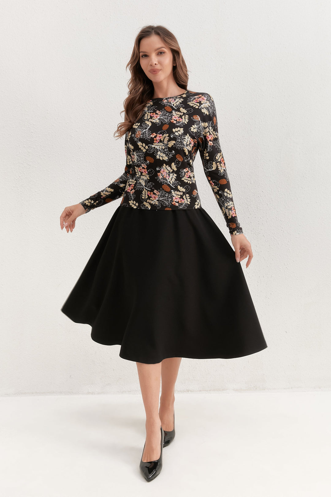 Noir Meadow Top for Women - gallery