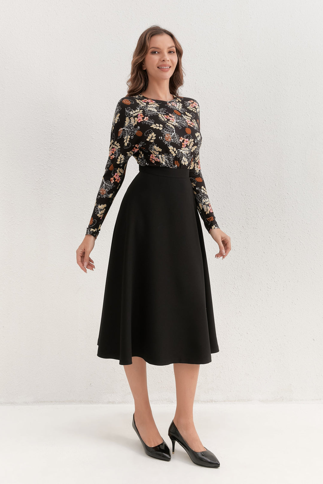 Noir Meadow Top for Women - gallery