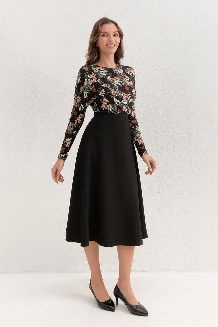 Noir Meadow Top for Women - gallery
