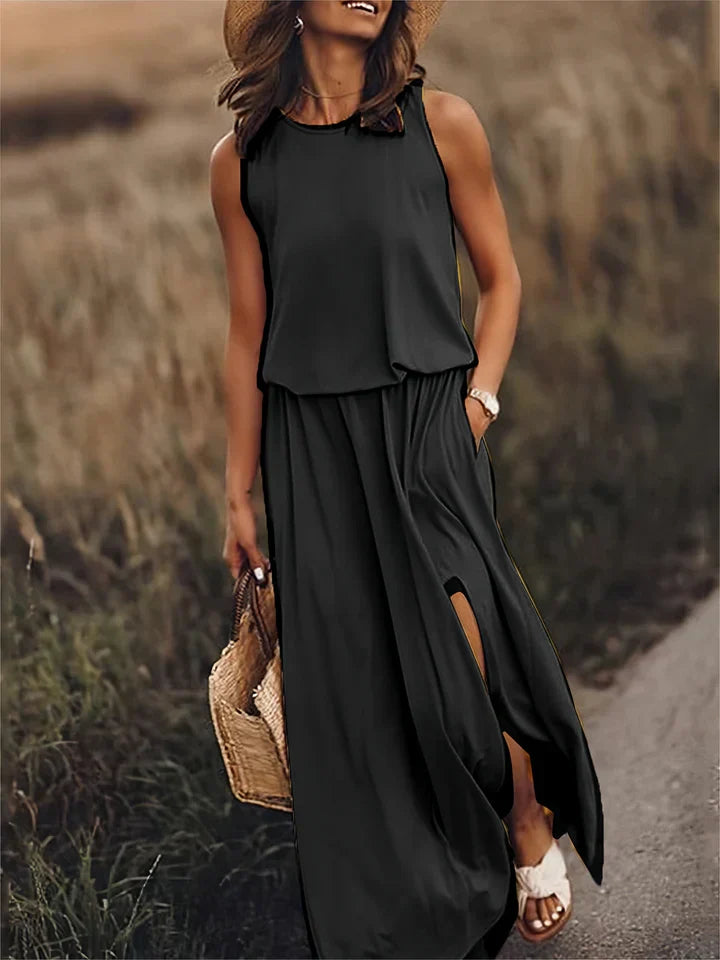 Solid Colour Maxi Dress with a Loose, Fluid Fit