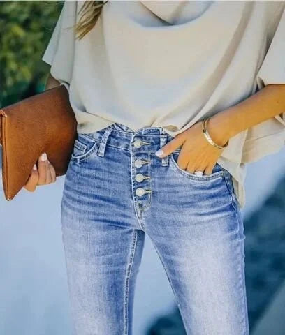 Stretch Denim Jeans with a Mid-Rise Fit for Women