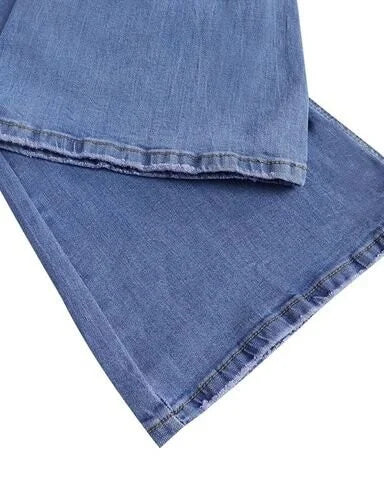 Stretch Denim Jeans with a Mid-Rise Fit for Women