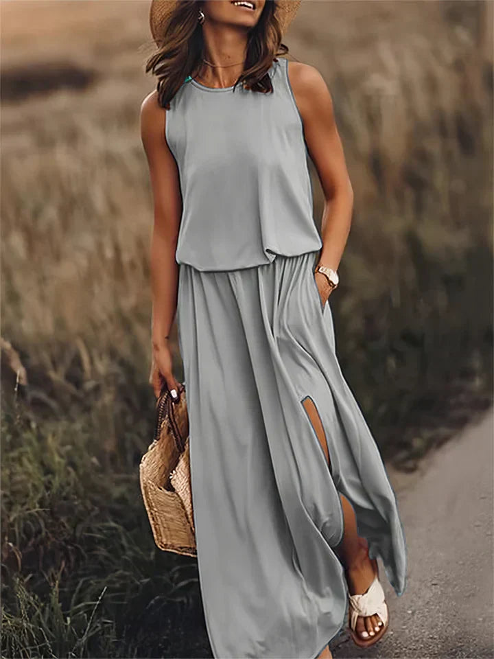 Solid Colour Maxi Dress with a Loose, Fluid Fit