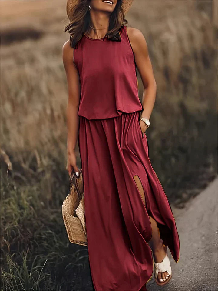 Solid Colour Maxi Dress with a Loose, Fluid Fit