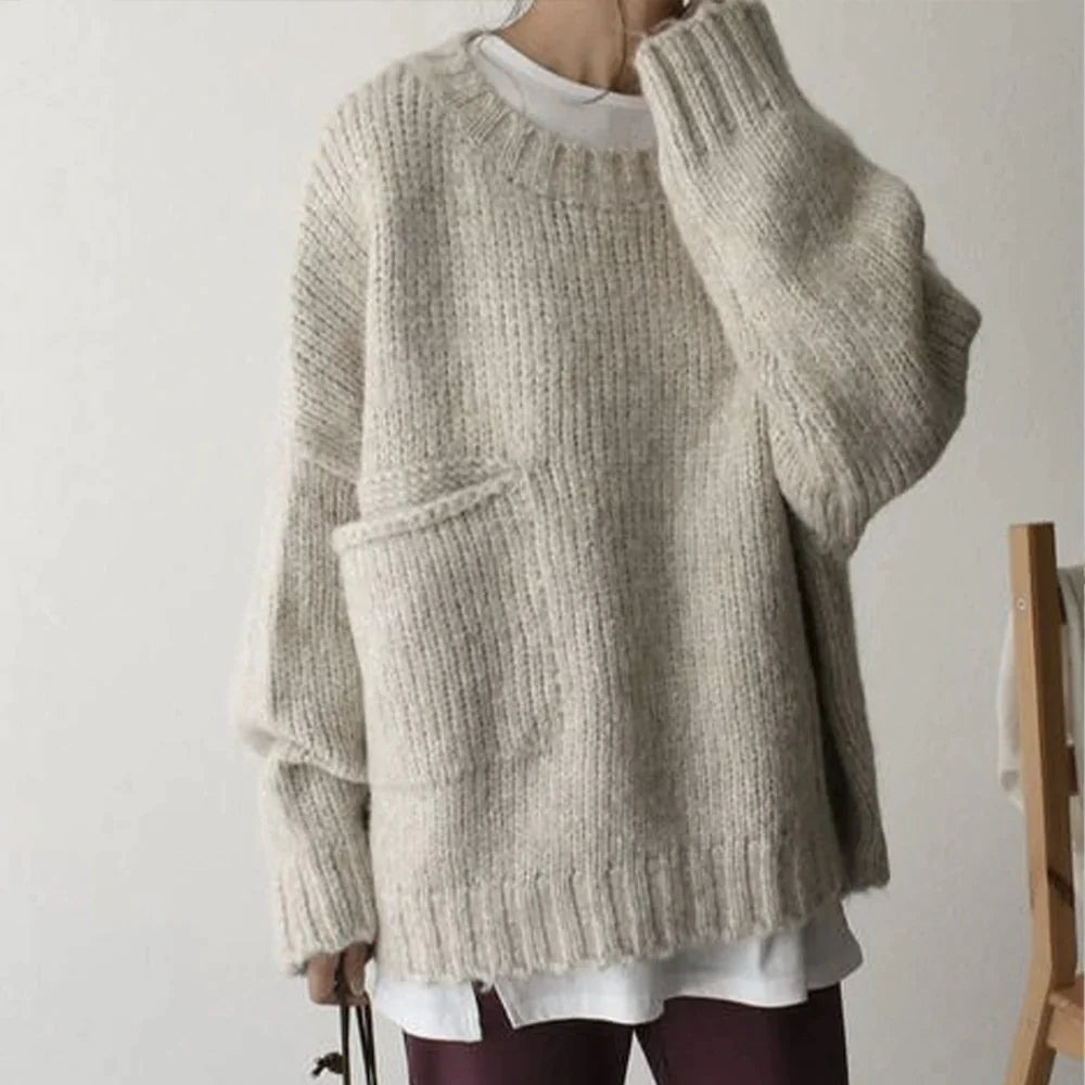 Oversized Pocket Jumper in a Relaxed Everyday Fit