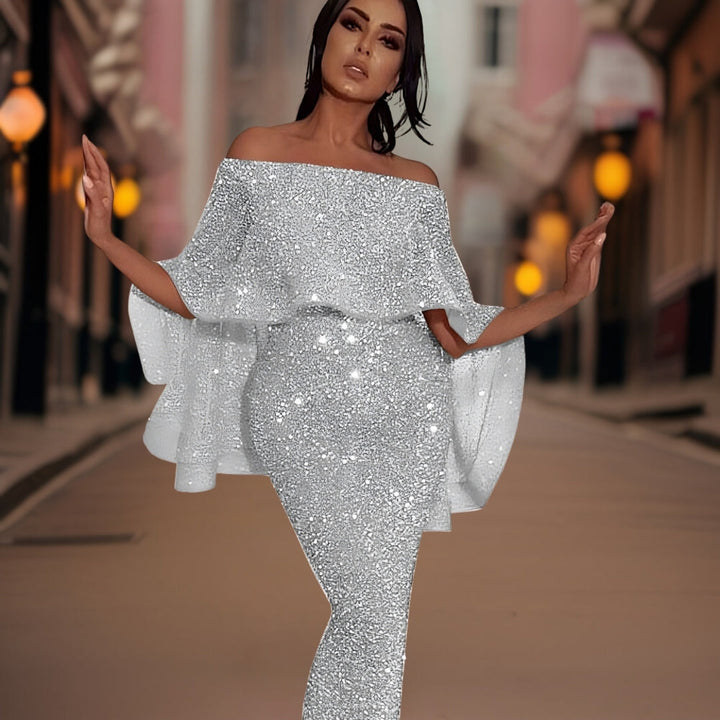 Formal Evening Gown with a Fluid Floor-Length Cut