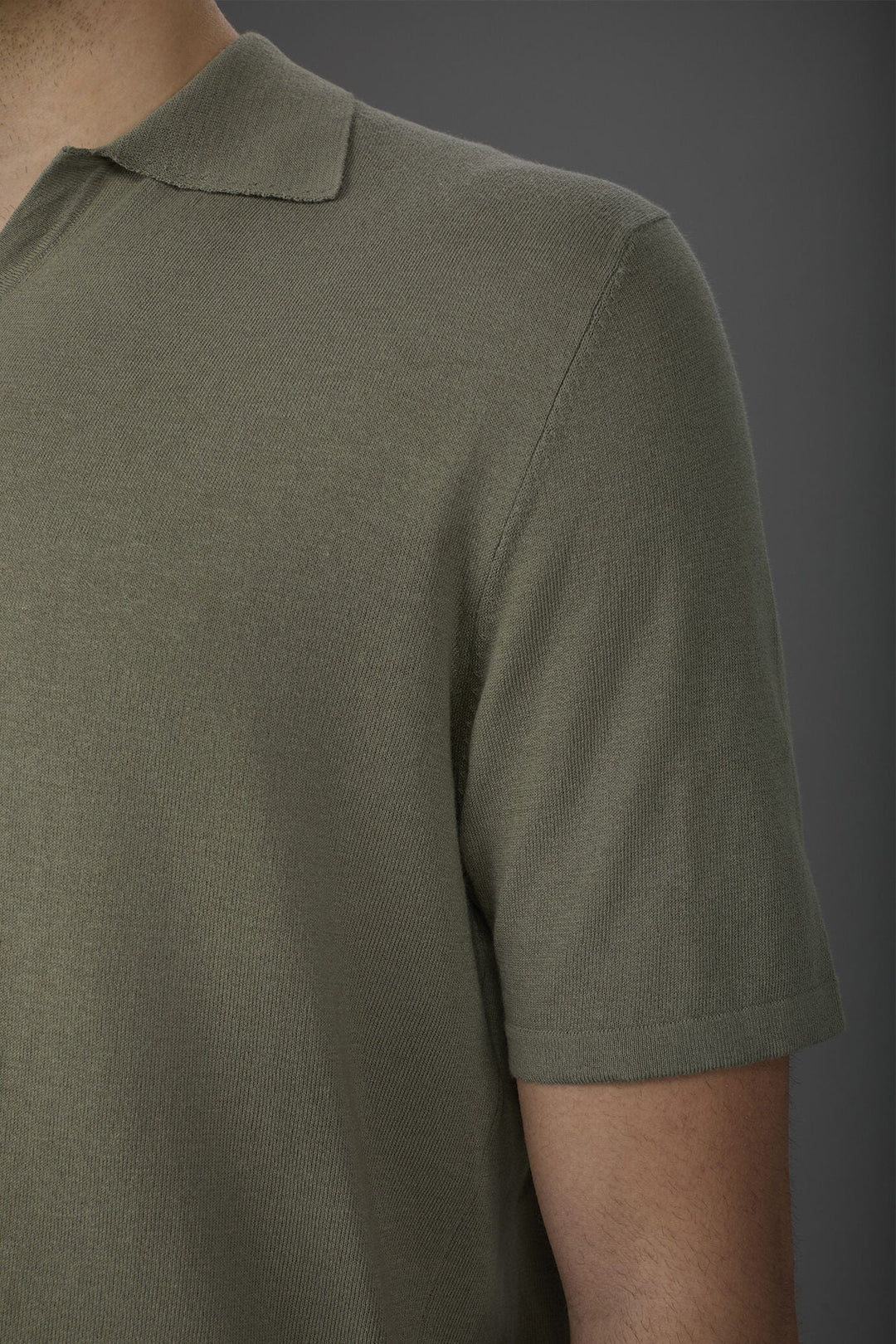 Cotton Crepe Derby Collar Polo Shirt for Men — gallery