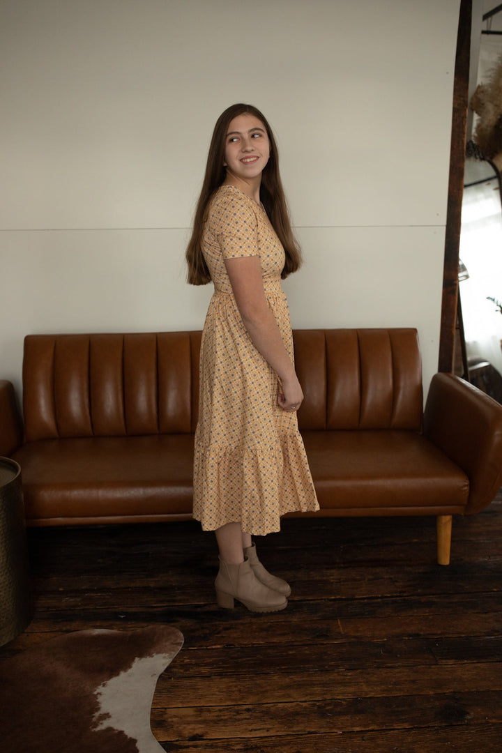 Citron Sunbeam ~ Canterbury Dress for Women - gallery