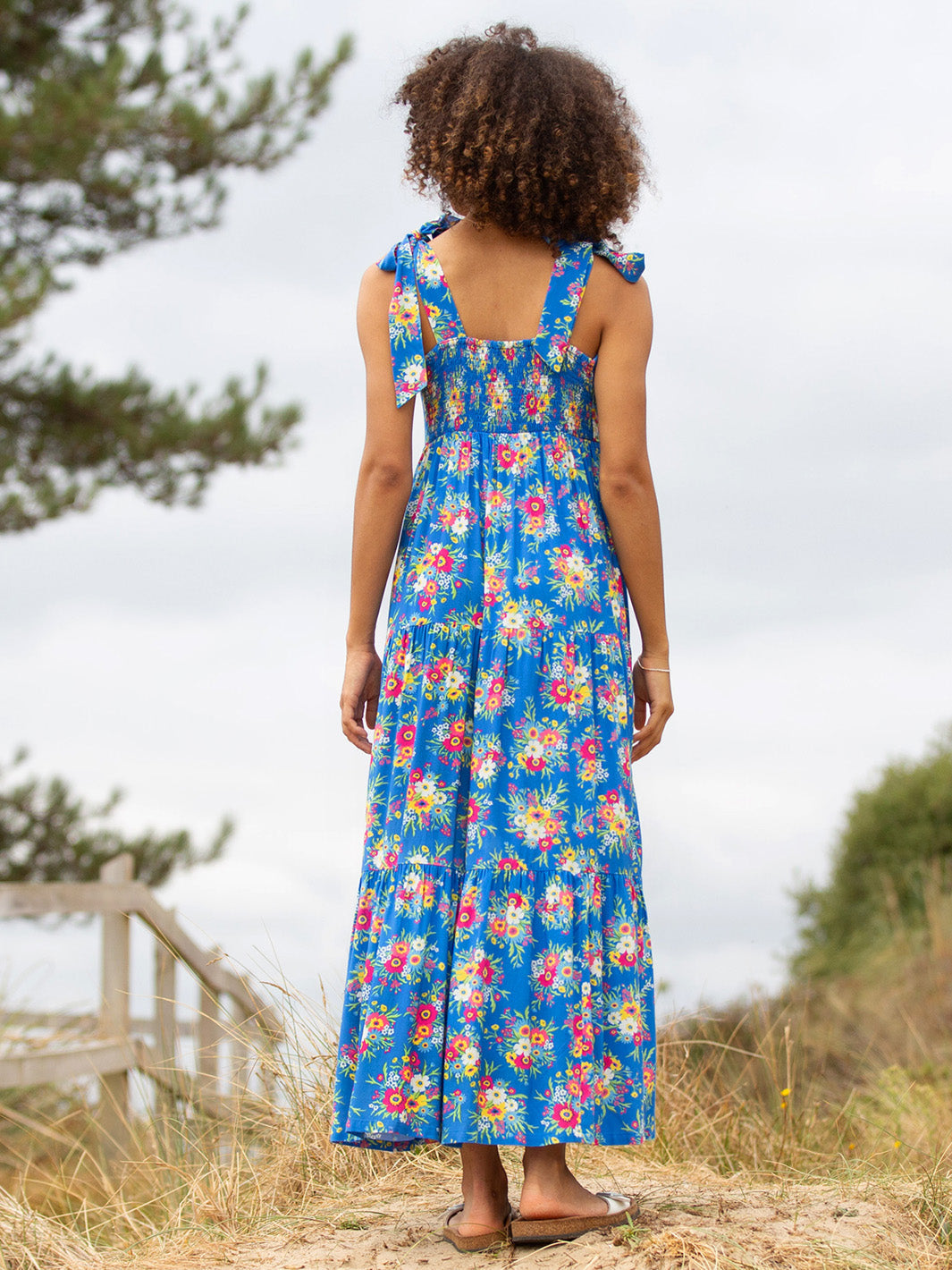 Littlemoor Woven Dress Posy — gallery