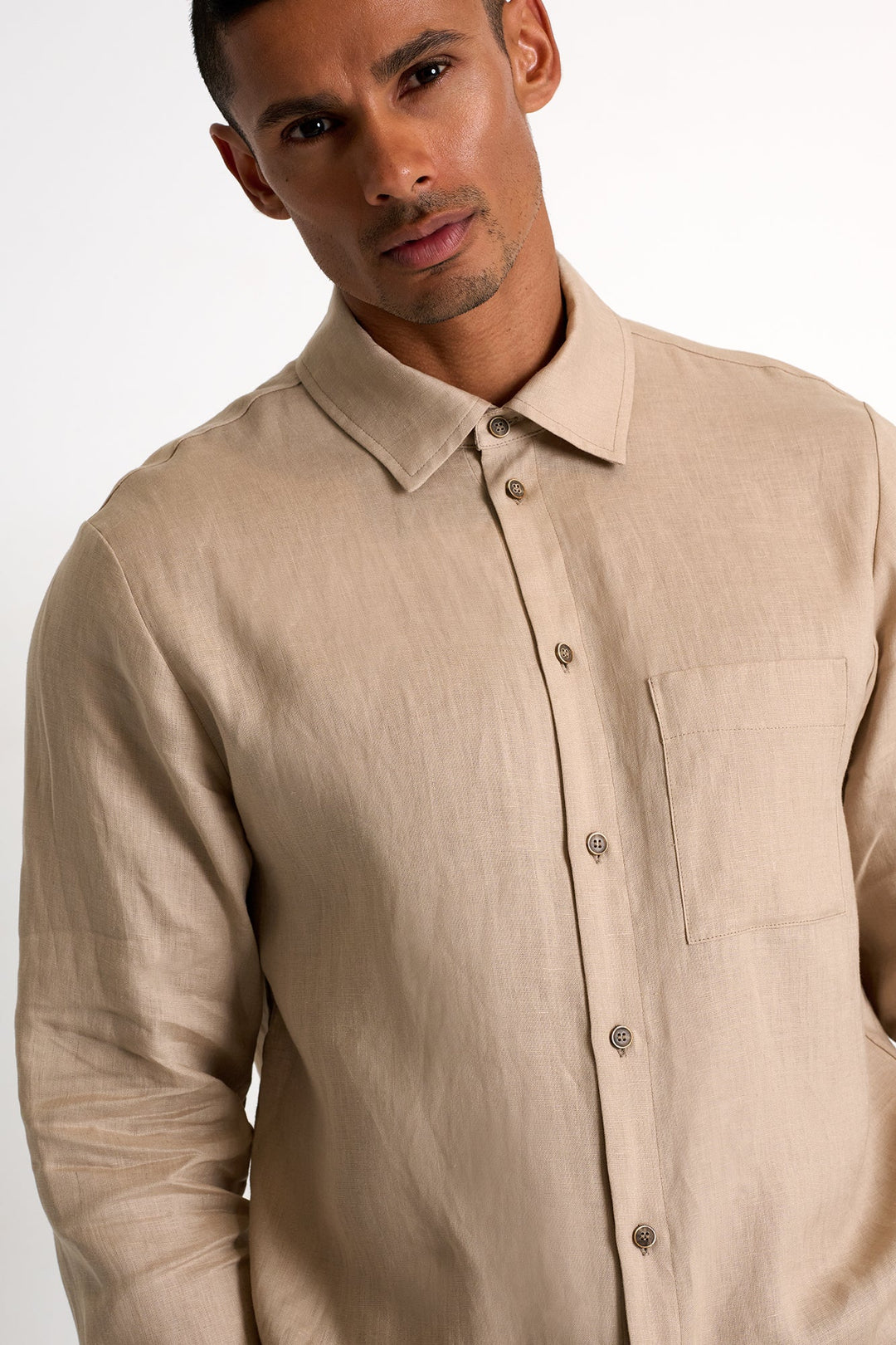 Classic Linen Shirt in Beige Dune for Men - gallery