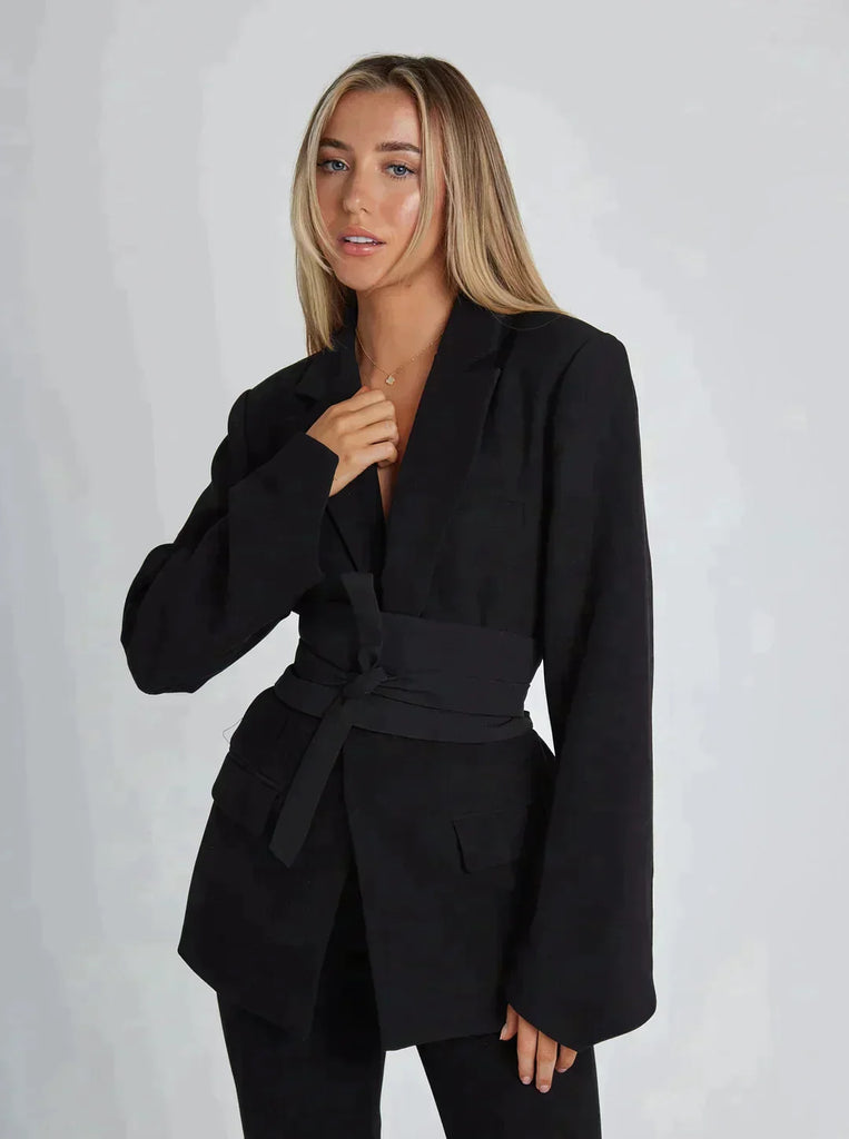 Belted Tailored Blazer with Defined Waist