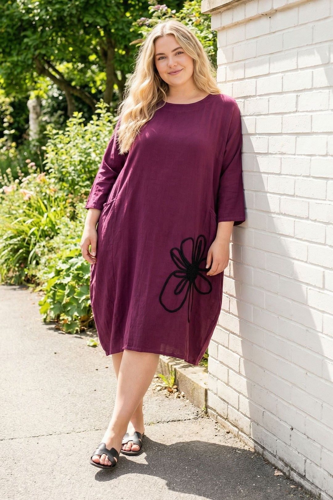 Floral Embroidered Pattern Front Two Pockets Cotton Dress — Wine