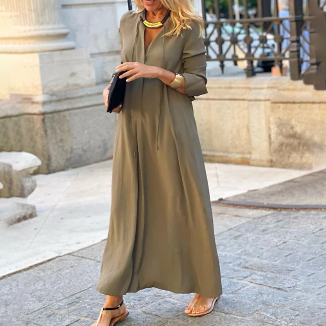 Stylish V-Neck Summer Maxi Dress with Elbow-Length Sleeves