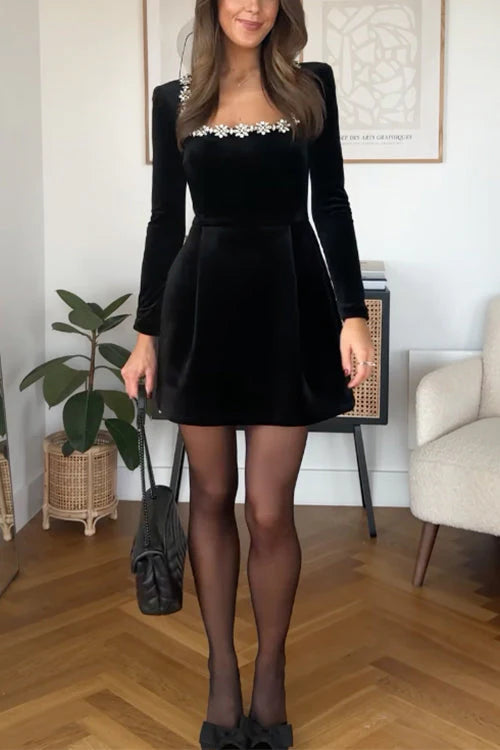 Velvet Square Neckline Dress with Retro-Inspired Design