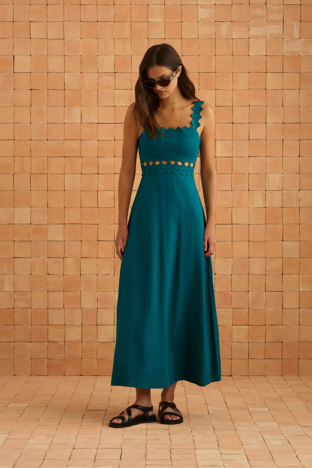 Evelyn Dress In Jade — gallery