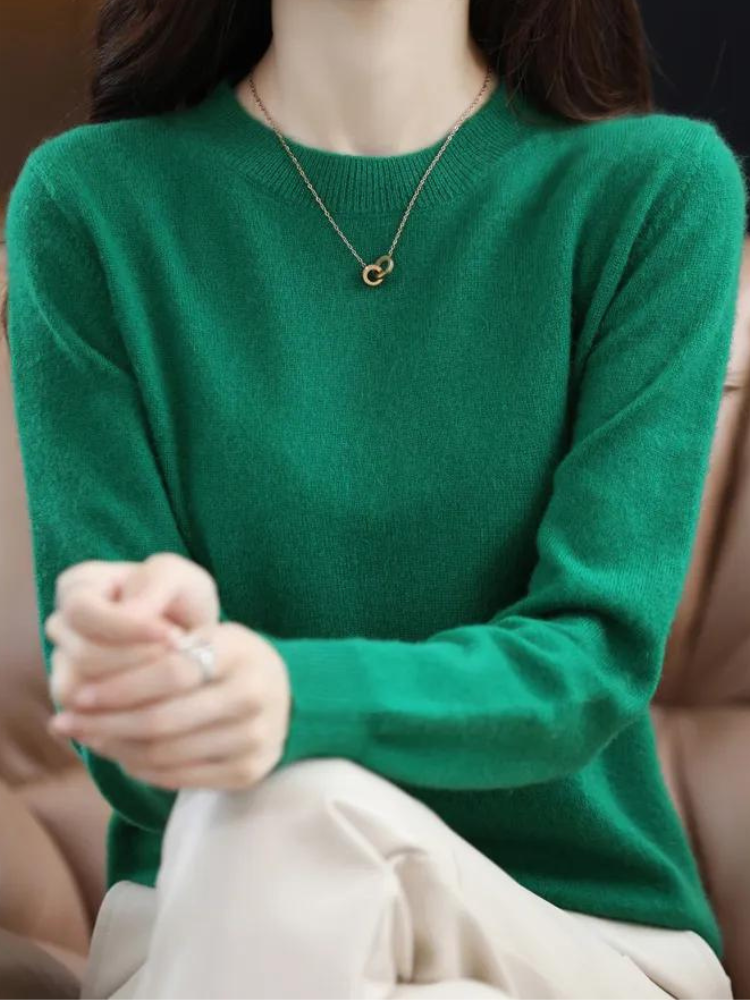 Cozy Long-Sleeve Wool Sweater for Ultimate Warmth