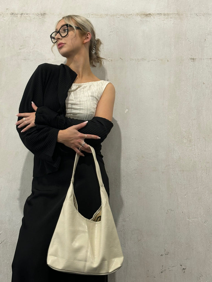 Worn-in Distressed Leather Tote Bag for Women