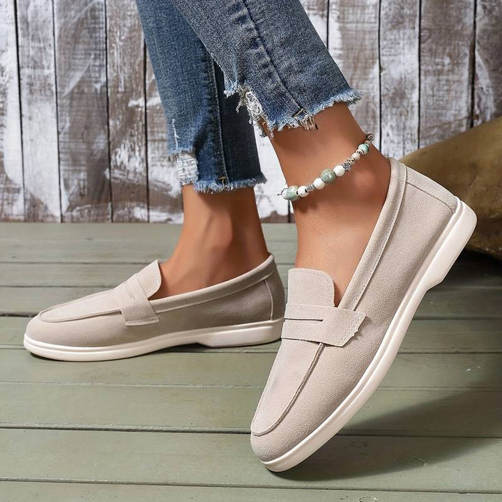 Round Toe Slip-On Slippers for Everyday Wear