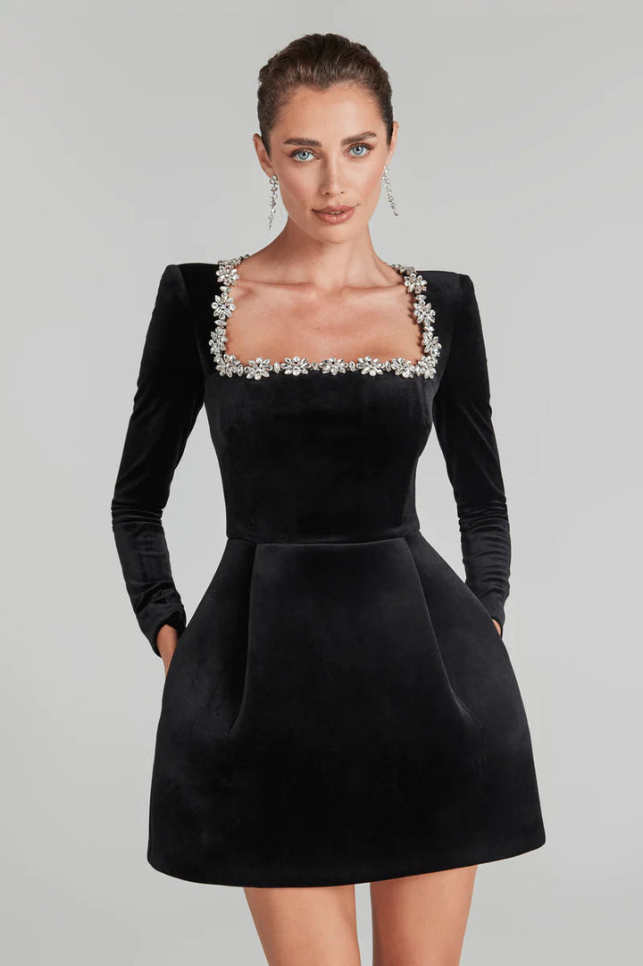 Velvet Square Neckline Dress with Retro-Inspired Design