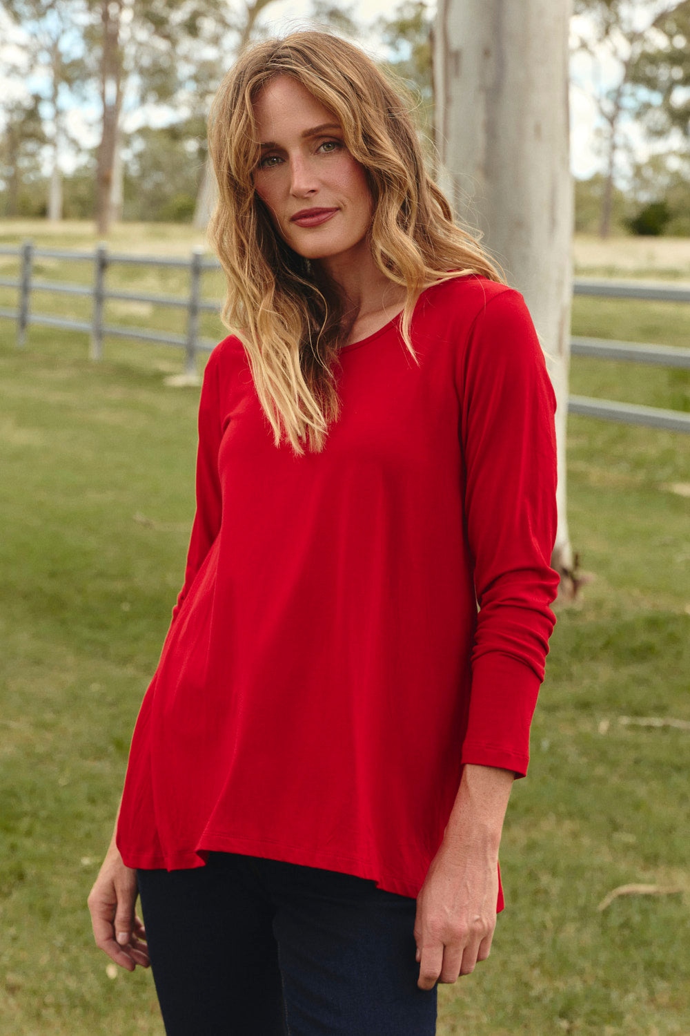 Long Sleeve Swing Tee in Crimson T-Shirt for Women - gallery