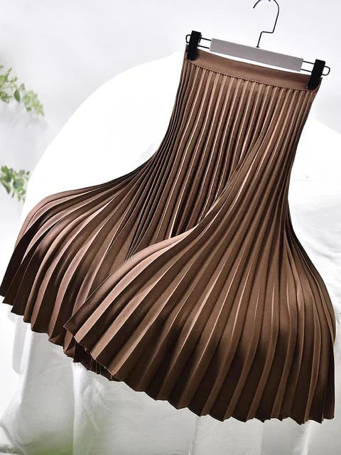 Pleated Skirt with a Soft, Wide Drape for Women
