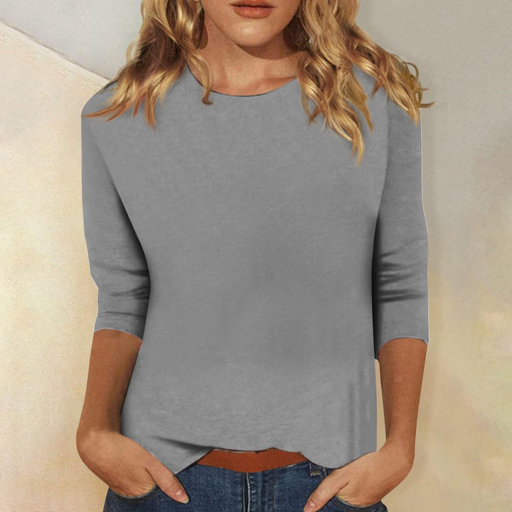 3/4 Sleeve Top with Curved Hem - Casual Fit for Women