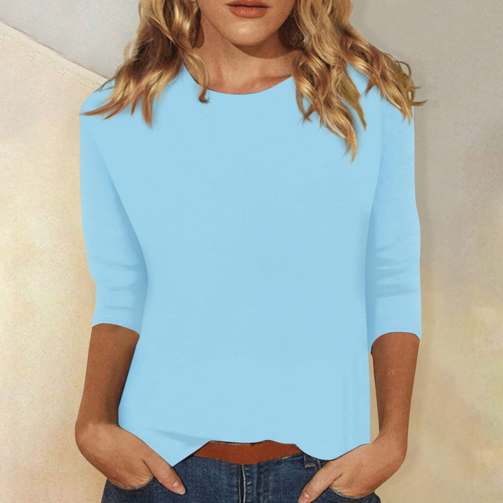 3/4 Sleeve Top with Curved Hem - Casual Fit for Women