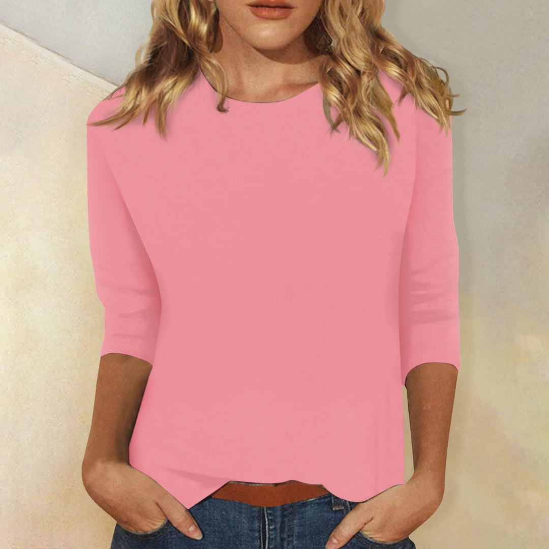 3/4 Sleeve Top with Curved Hem - Casual Fit for Women