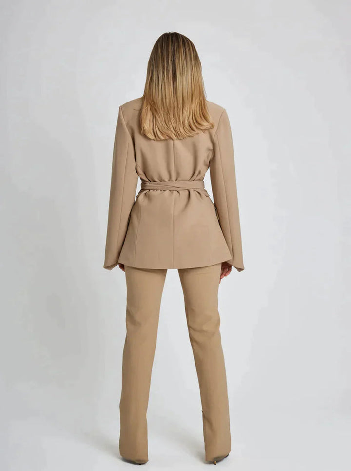 Belted Tailored Blazer with Defined Waist
