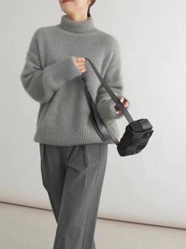 Ribbed Turtleneck Knit Jumper with a Classic Straight Fit