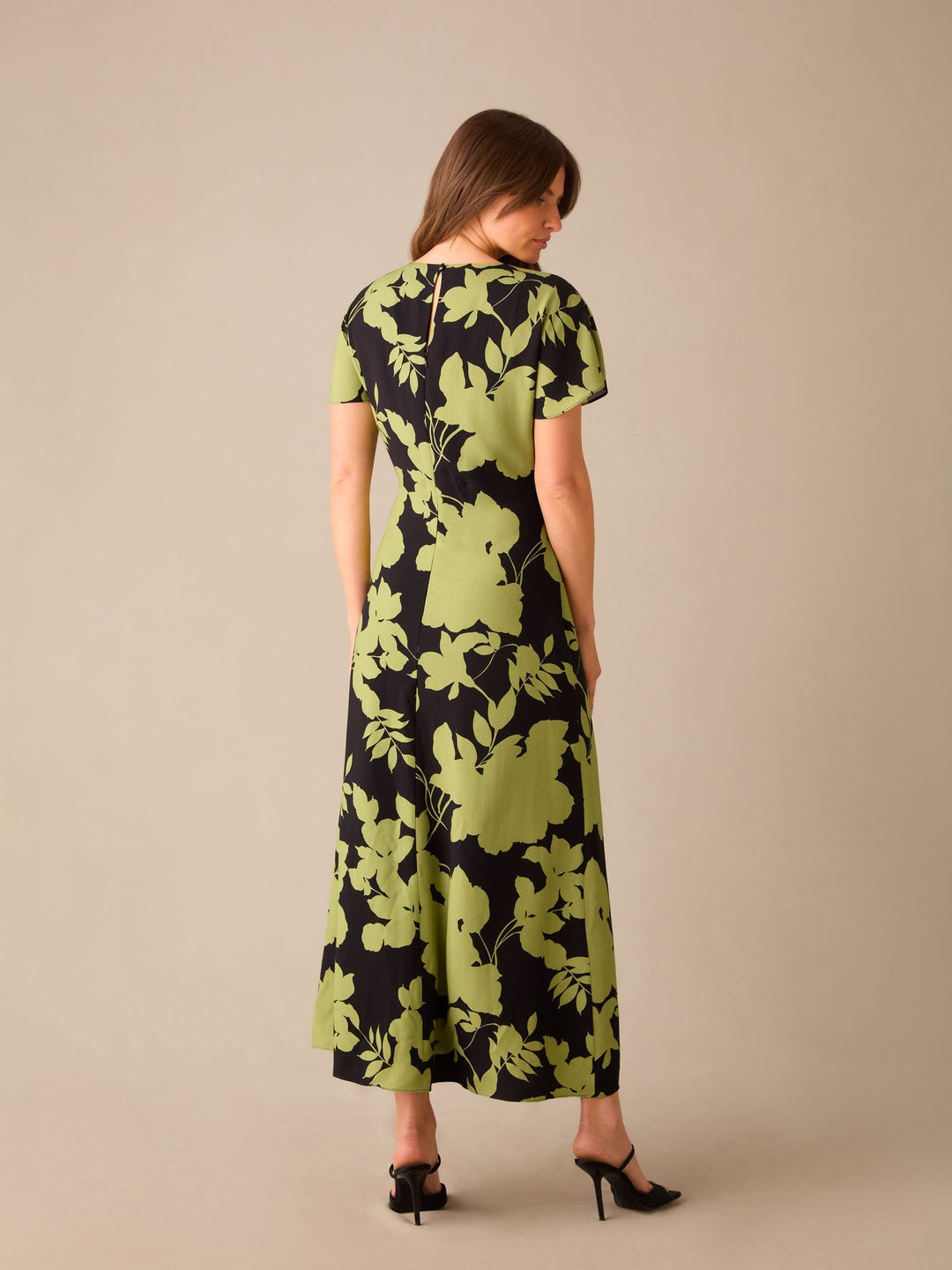Petite Victoria Green Floral Print Flutter Sleeve Dress — gallery