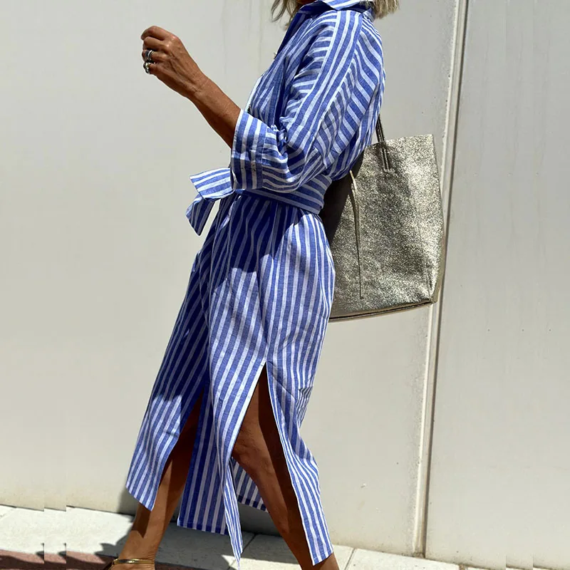 Striped Relaxed-Fit Dress with a Flowing Silhouette