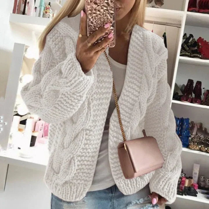 Thick Chunky Knit Pullover for Autumn and Winter Layering