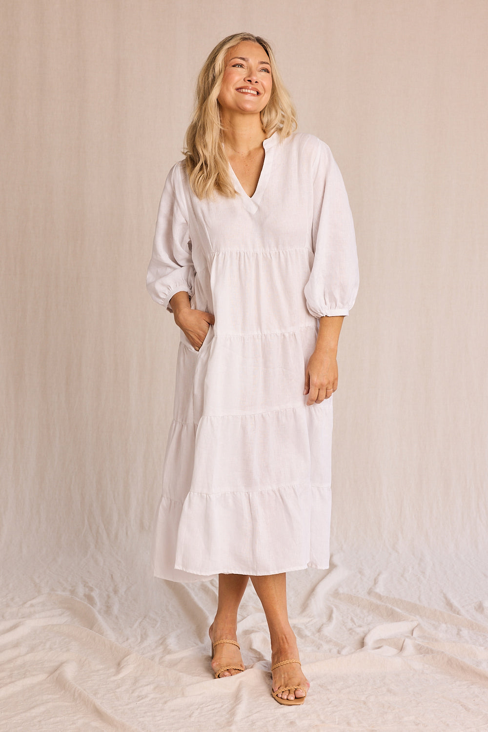 Sabre Linen V-Neck Dress in White for Women - gallery