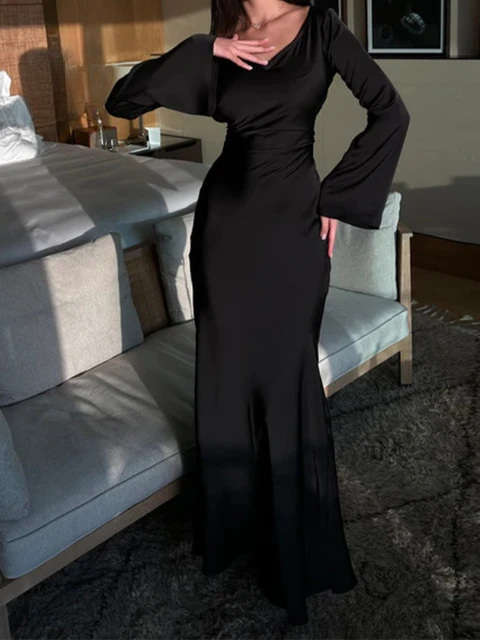 Round Neck Flowing Maxi Dress for Evening Occasions