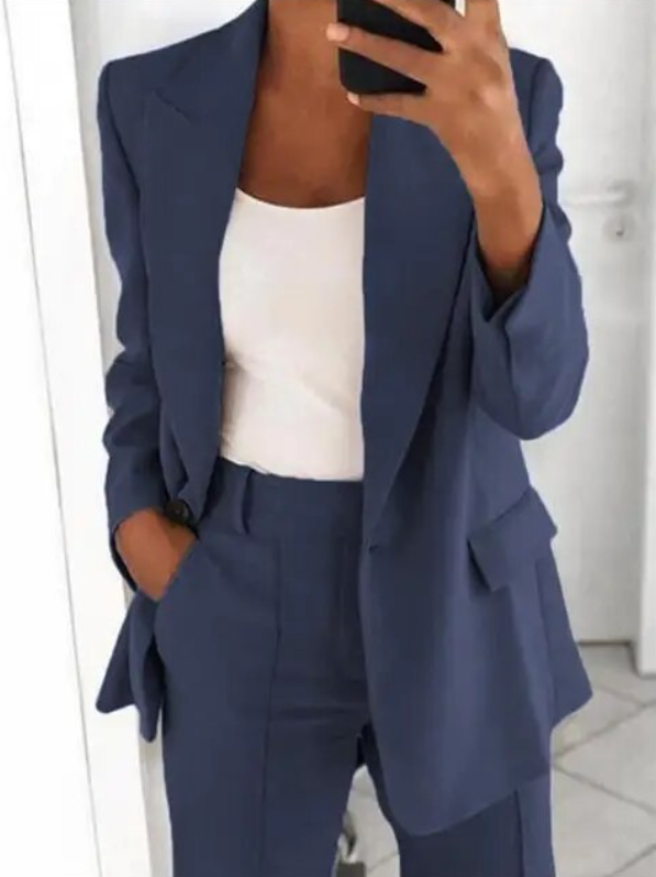 Relaxed-Fit Blazer and Trousers Suit in a Clean Cut