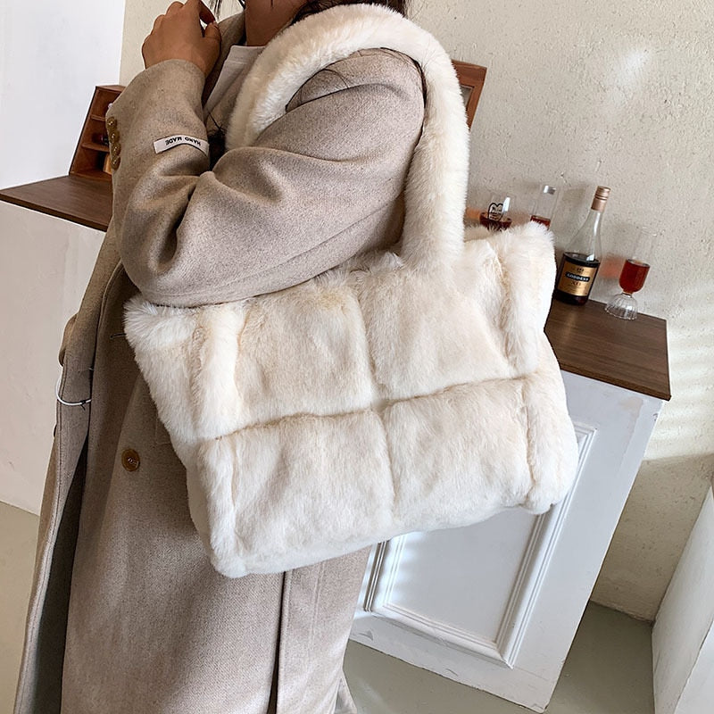 Dante Plush Handbag in Six Colours - Women's Winter Bag
