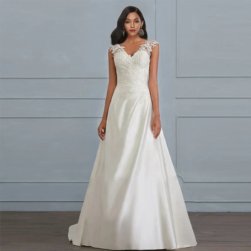 Floral Lace Wedding Dress with Full-Length Skirt for Women